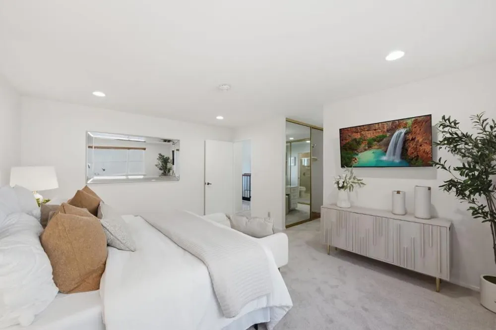 1209 North Road Belmont, CA 94002
