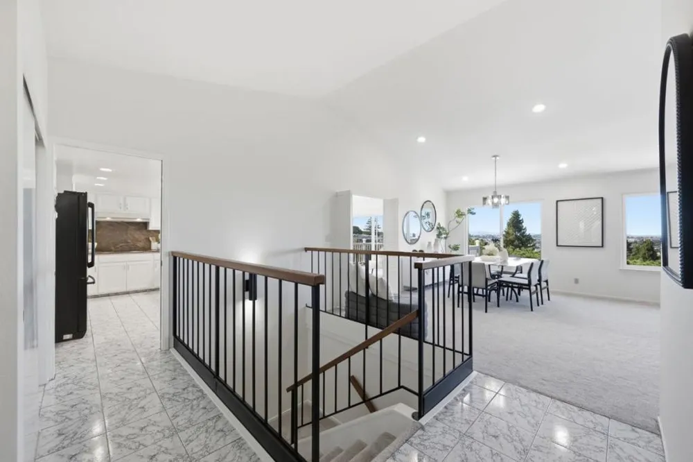 1209 North Road Belmont, CA 94002