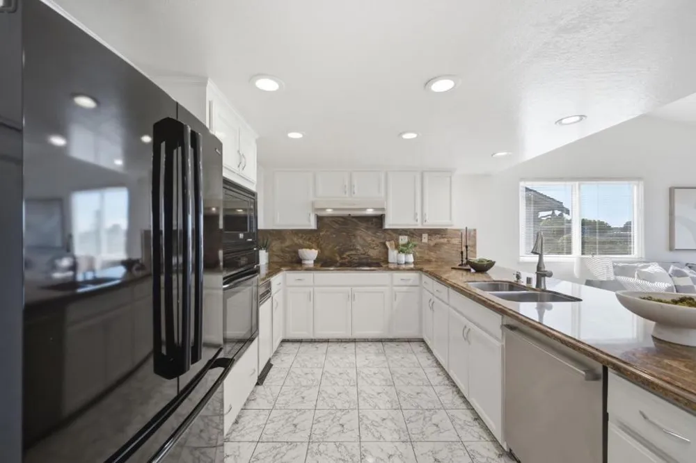 1209 North Road Belmont, CA 94002