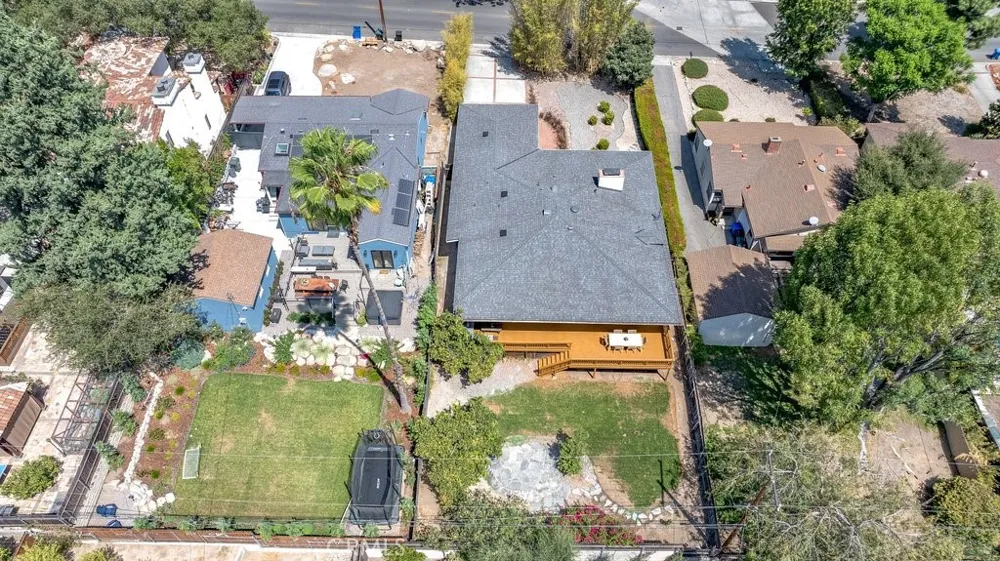 480 E Grandview Sierra Madre, CA 91024