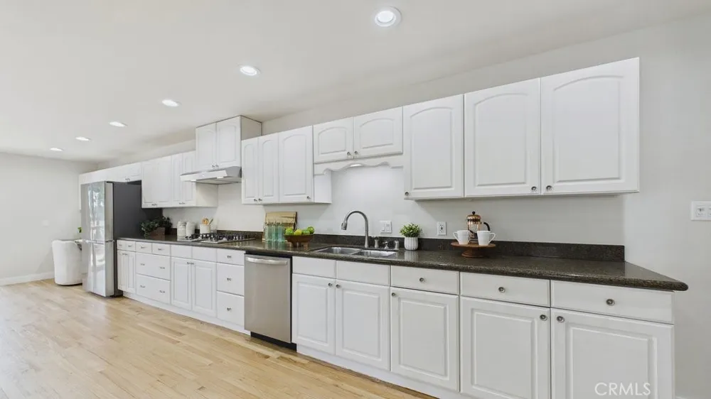 480 E Grandview Sierra Madre, CA 91024
