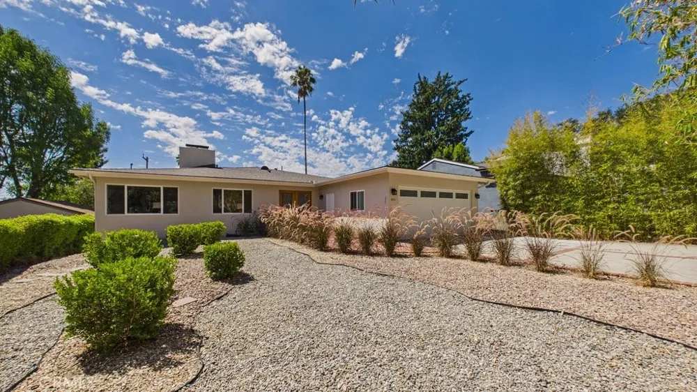 480 E Grandview Sierra Madre, CA 91024