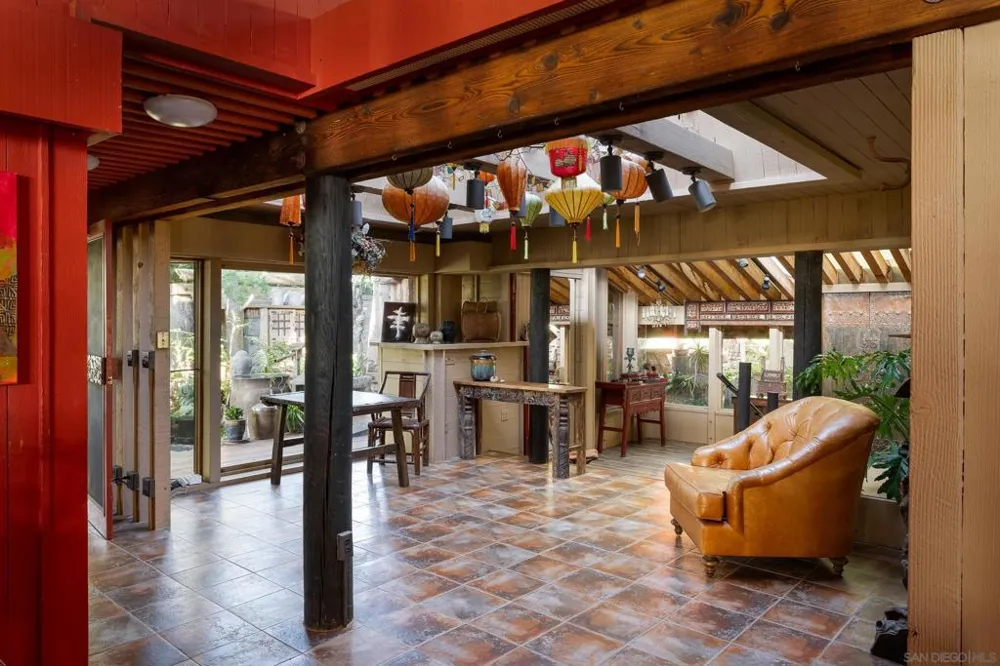 353 Glenmont Solana Beach, CA 92075