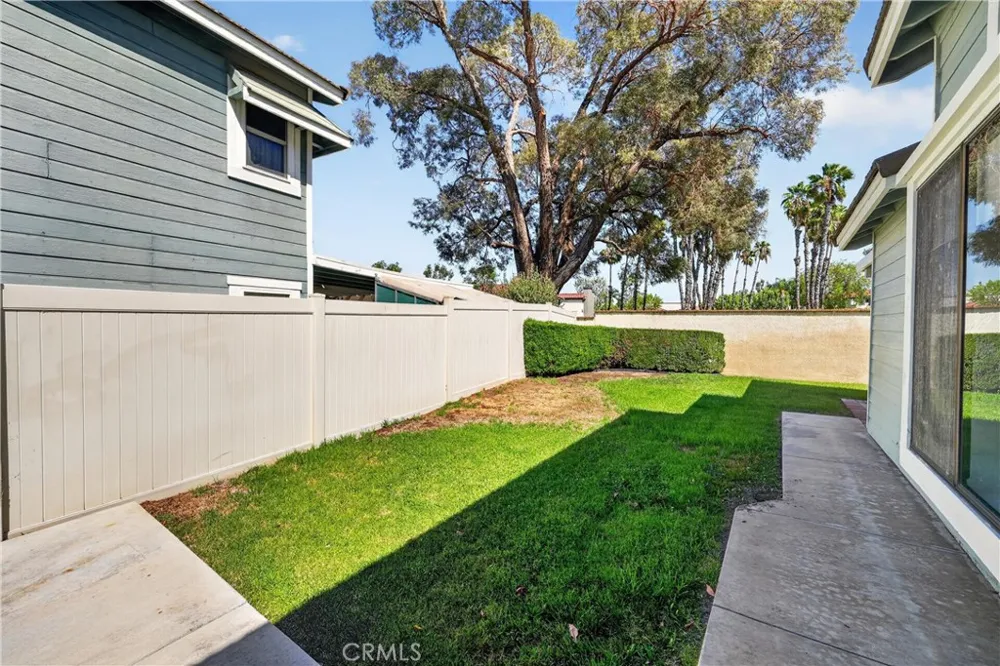 1875 Butternut Corona, CA 92882