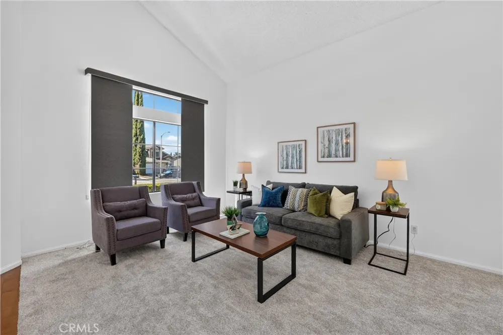1875 Butternut Corona, CA 92882