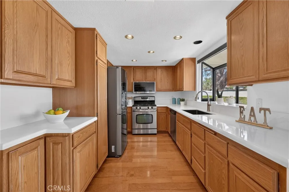 1875 Butternut Corona, CA 92882