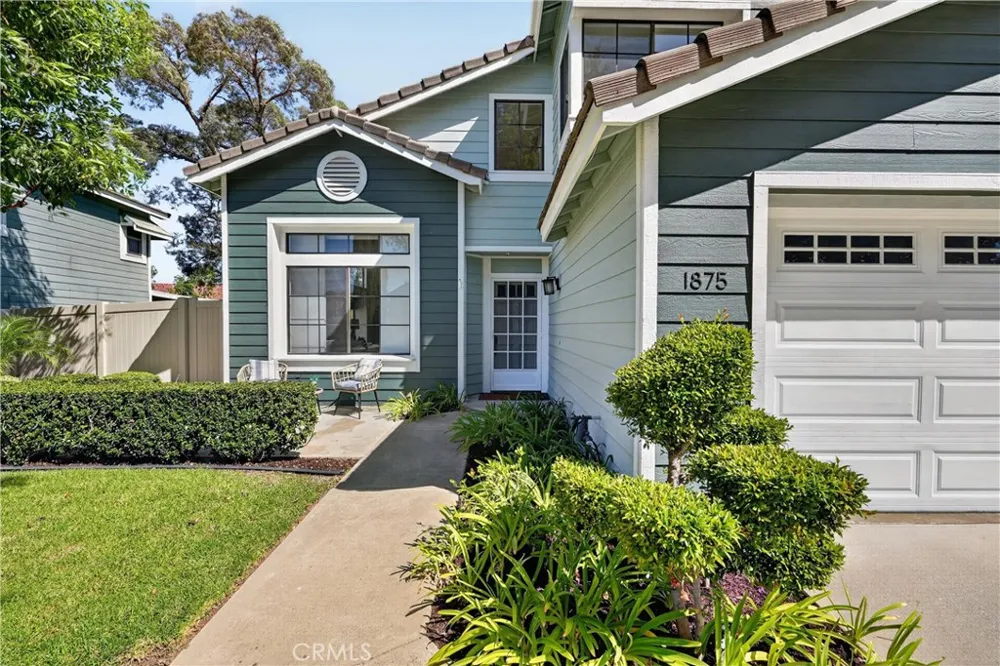 1875 Butternut Corona, CA 92882