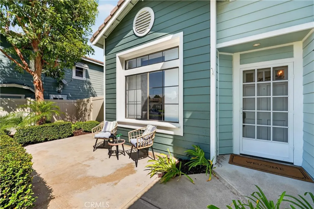 1875 Butternut Corona, CA 92882