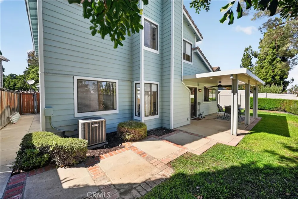 1875 Butternut Corona, CA 92882
