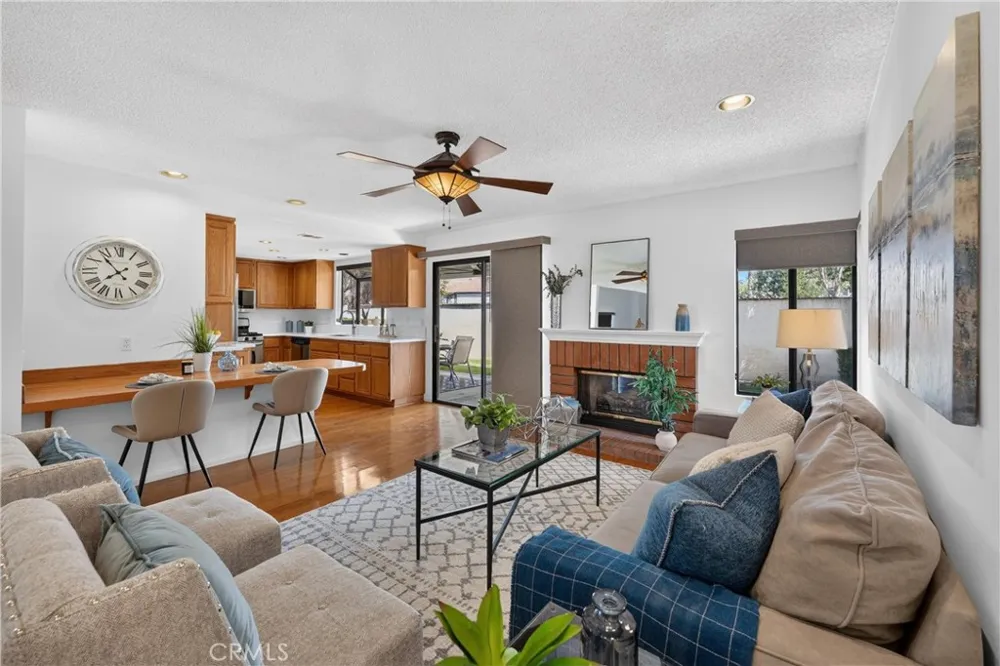 1875 Butternut Corona, CA 92882