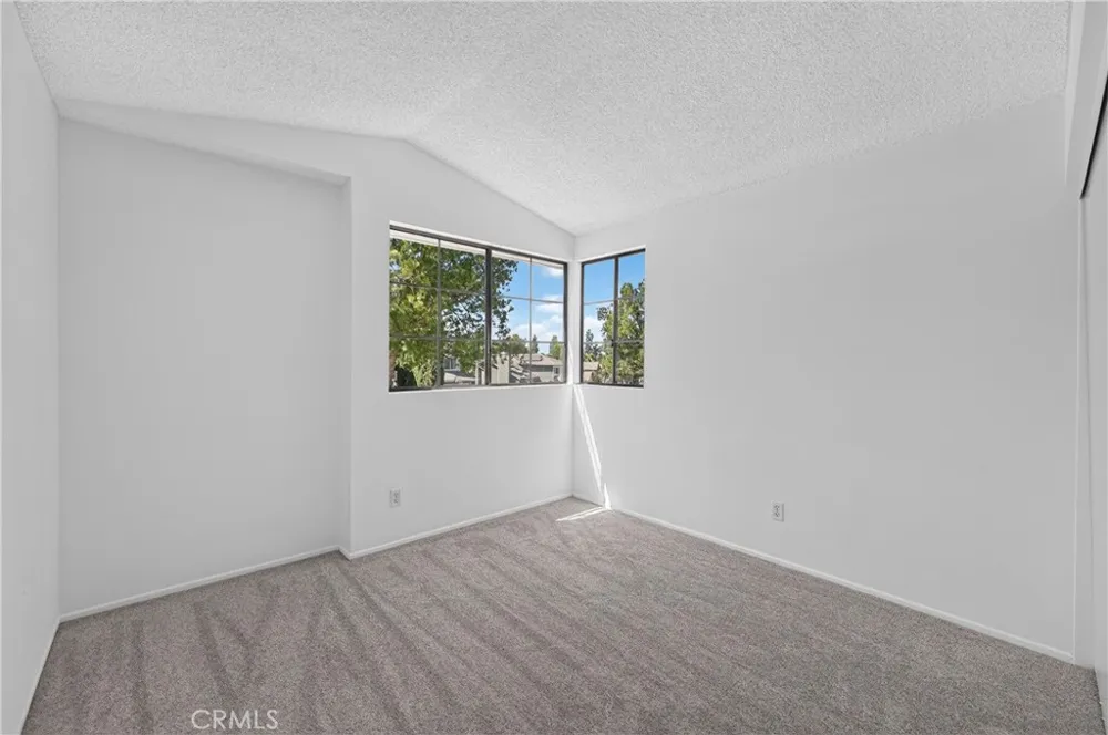 1875 Butternut Corona, CA 92882