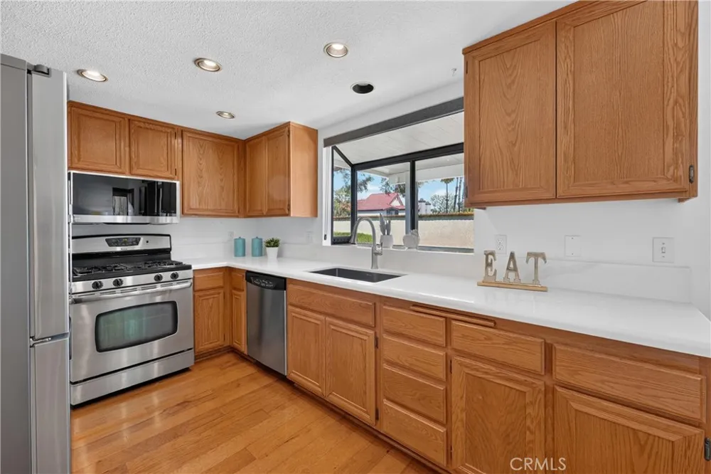 1875 Butternut Corona, CA 92882