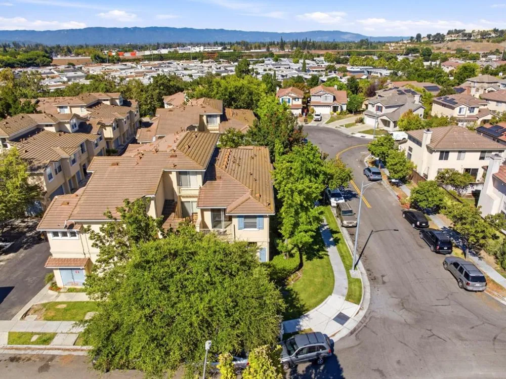 513 Manhattan Place San Jose, CA 95136