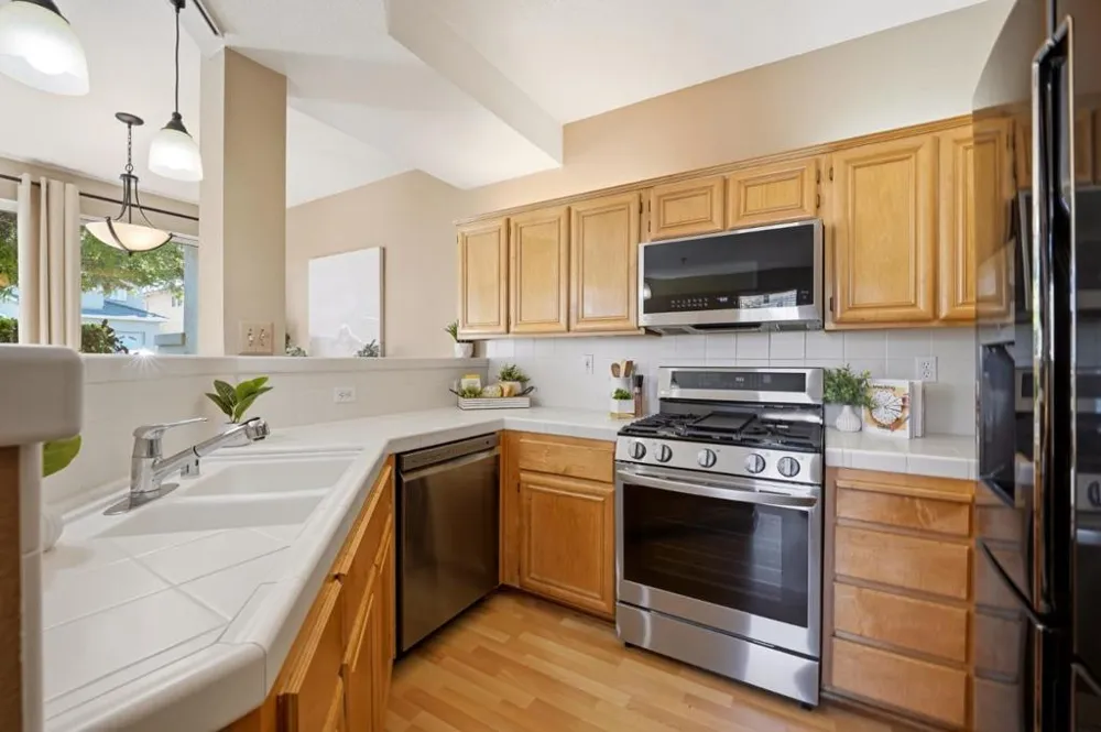 513 Manhattan Place San Jose, CA 95136