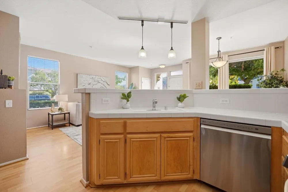 513 Manhattan Place San Jose, CA 95136