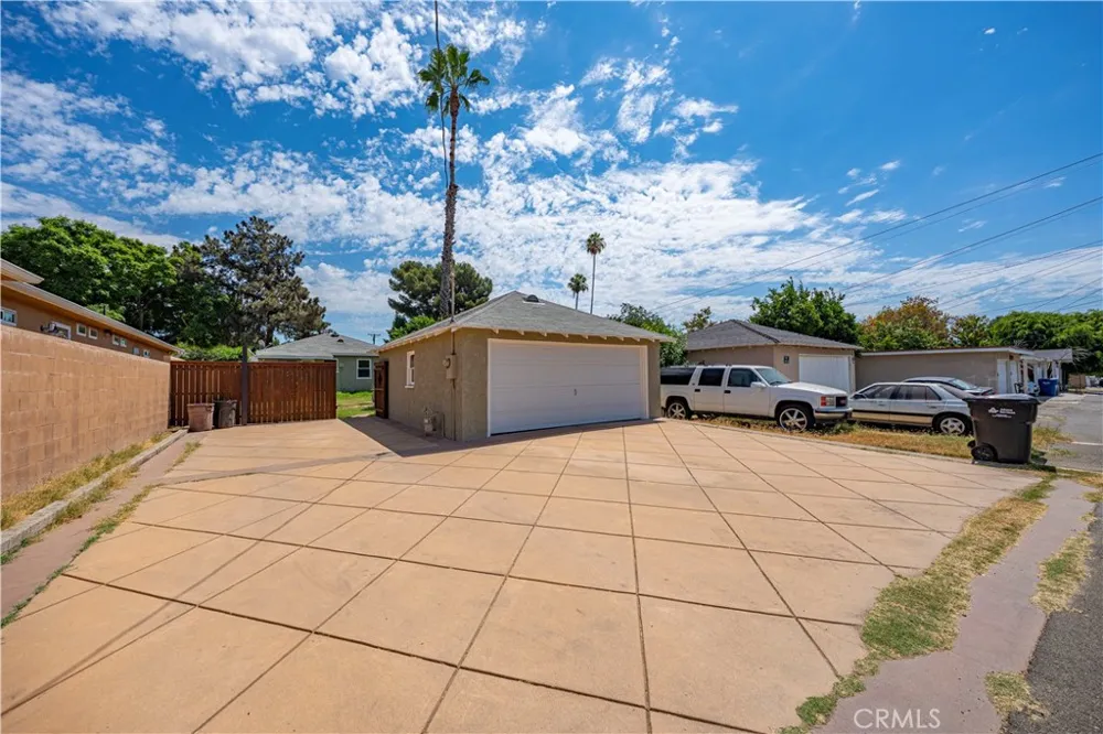 141 S Minnesota Avenue Glendora, CA 91741