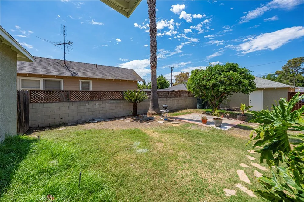 141 S Minnesota Avenue Glendora, CA 91741