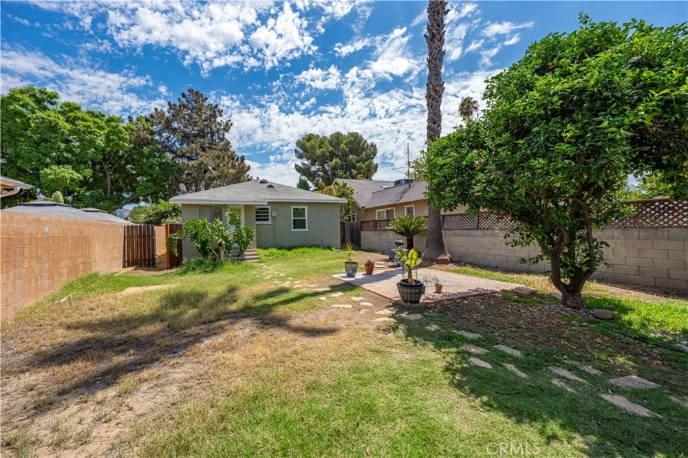 141 S Minnesota Avenue Glendora, CA 91741