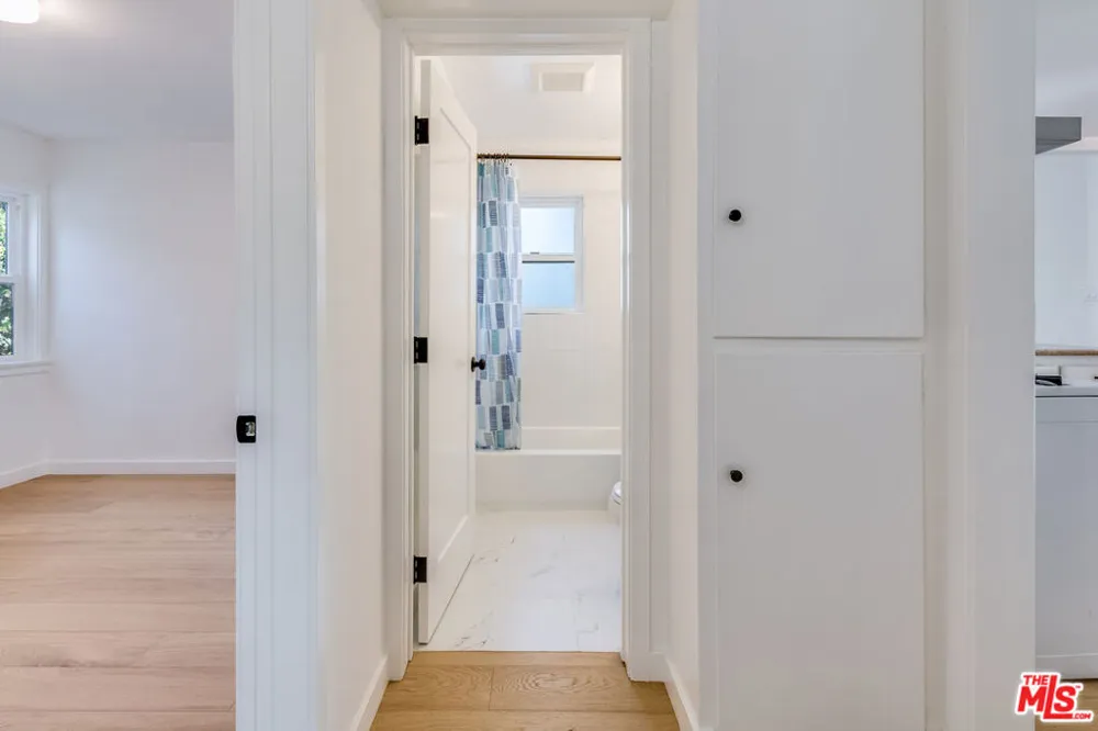 3562 Veteran Avenue Los Angeles, CA 90034