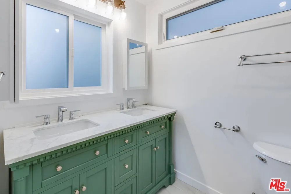 3562 Veteran Avenue Los Angeles, CA 90034