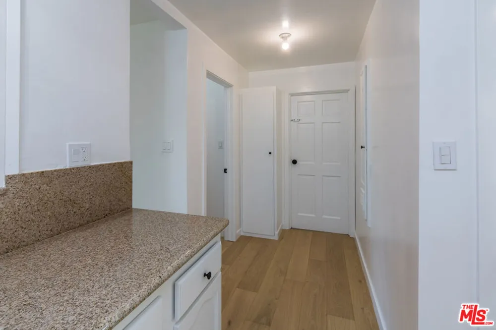 3562 Veteran Avenue Los Angeles, CA 90034