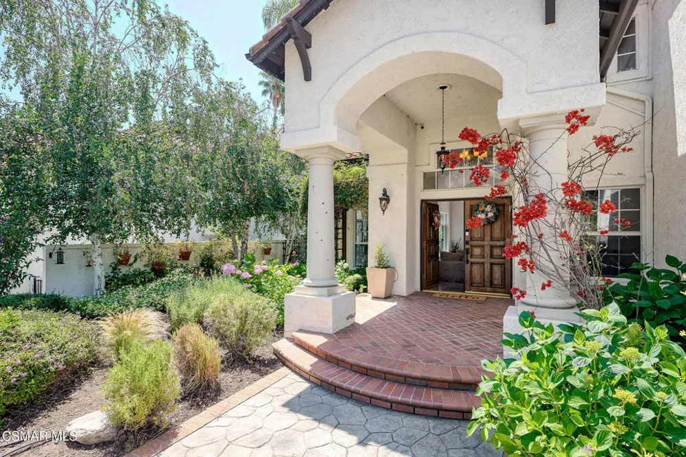 2554 Kirsten Lee Drive Westlake Village, CA 91361