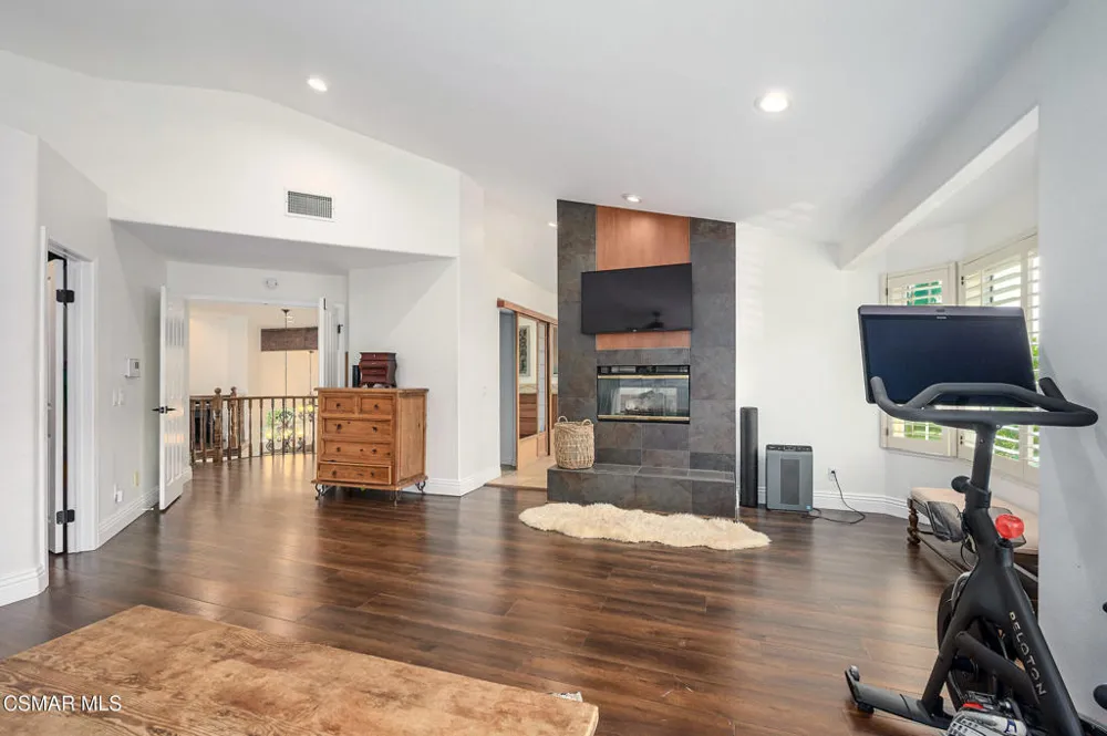 2554 Kirsten Lee Drive Westlake Village, CA 91361