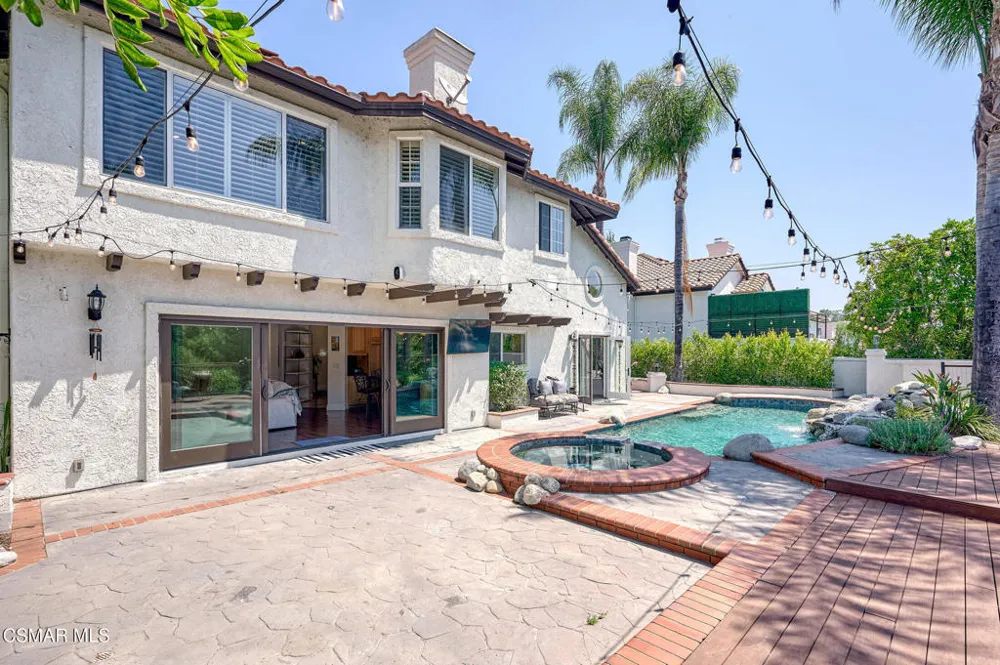 2554 Kirsten Lee Drive Westlake Village, CA 91361