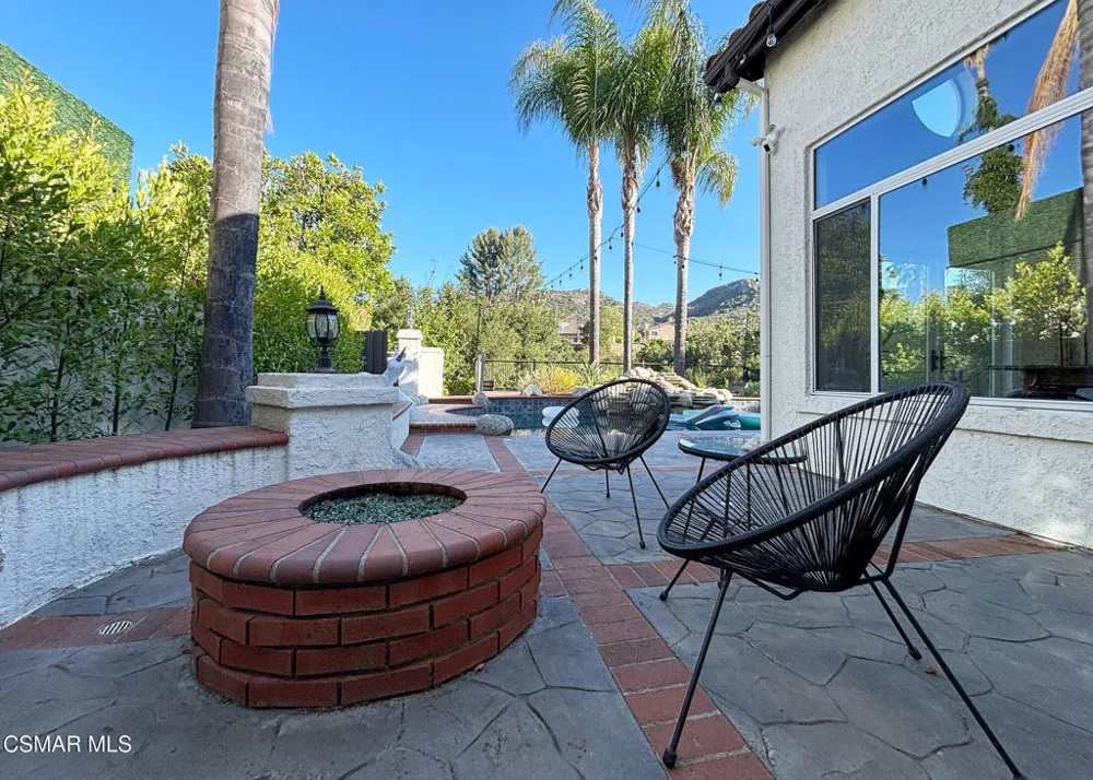 2554 Kirsten Lee Drive Westlake Village, CA 91361