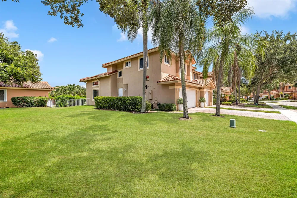 12571 NW 57th Court Coral Springs, FL 33076