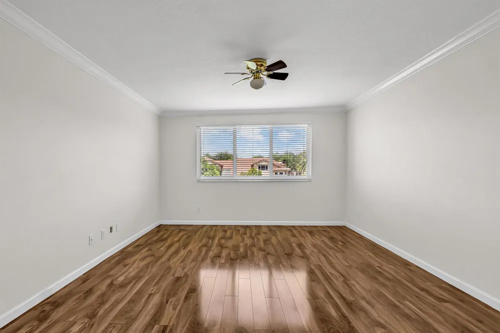 12571 NW 57th Court Coral Springs, FL 33076