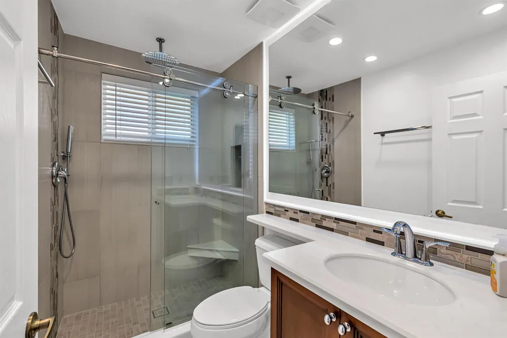 12571 NW 57th Court Coral Springs, FL 33076