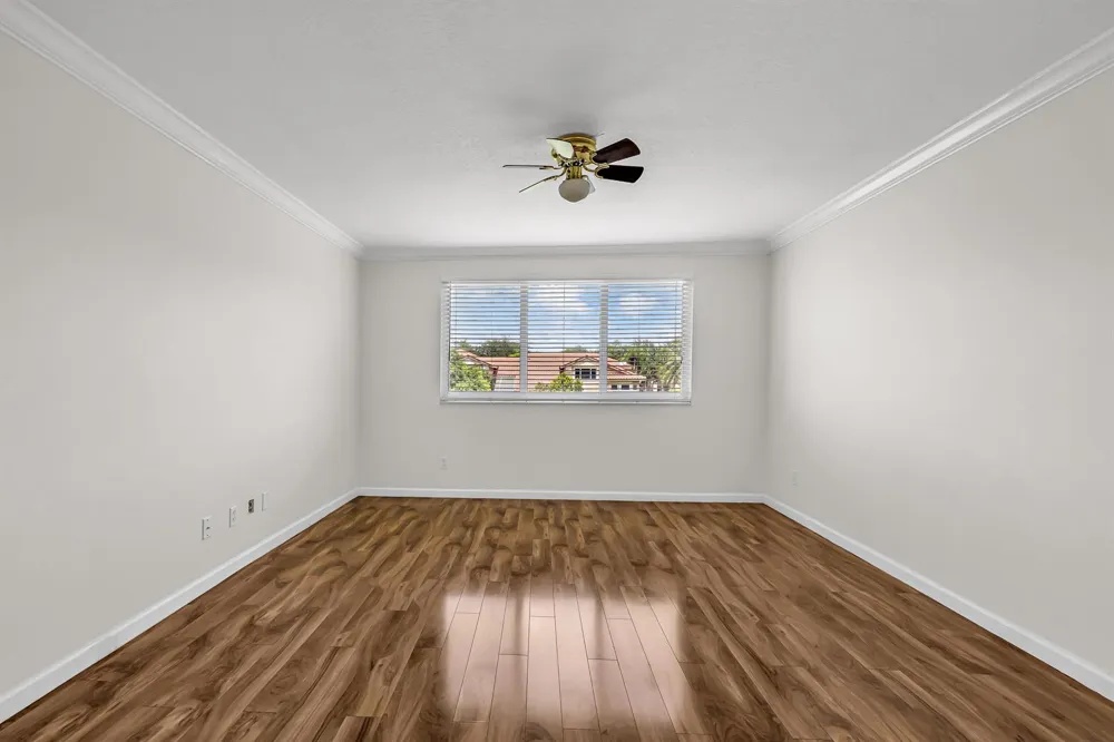 12571 NW 57th Court Coral Springs, FL 33076