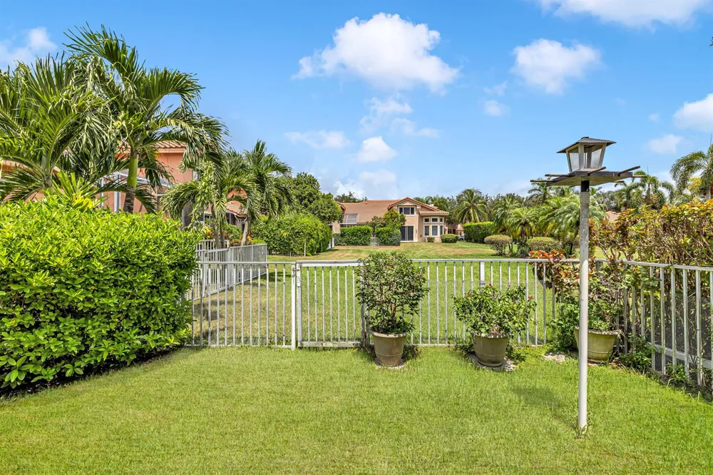12571 NW 57th Court Coral Springs, FL 33076
