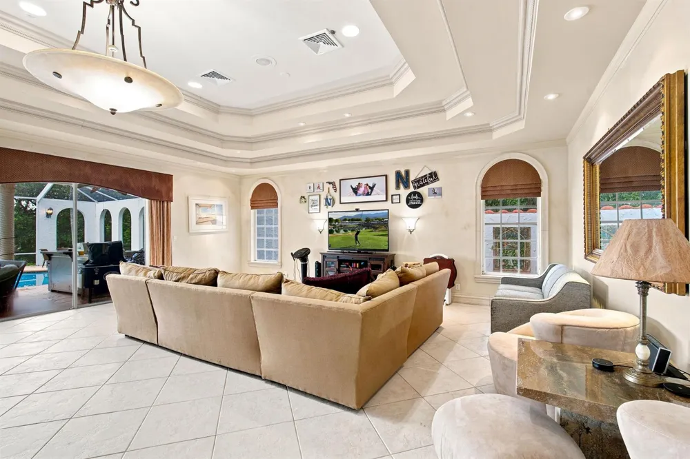 4903 WOODLANDS BOULEVARD Tamarac, FL 33319