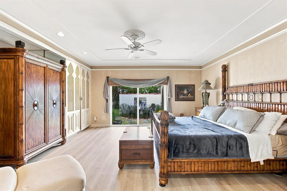 4903 WOODLANDS BOULEVARD Tamarac, FL 33319
