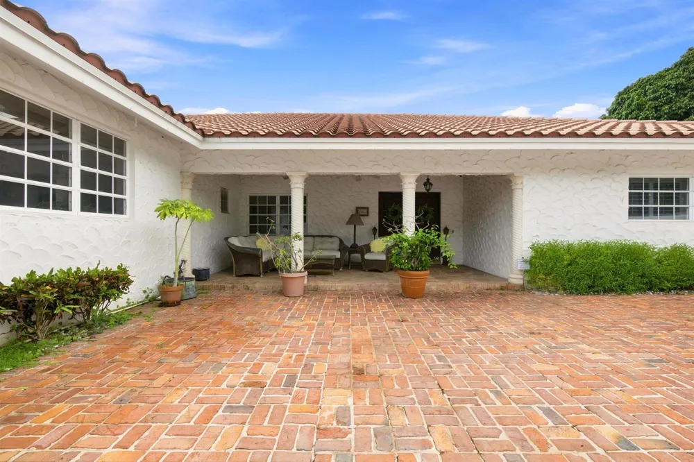 4903 WOODLANDS BOULEVARD Tamarac, FL 33319