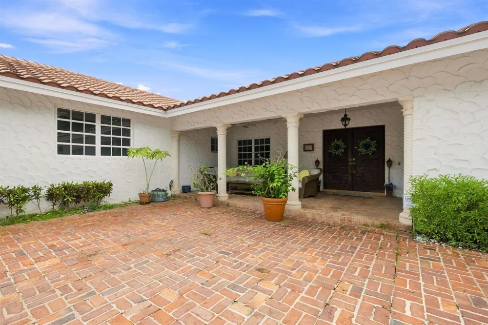 4903 WOODLANDS BOULEVARD Tamarac, FL 33319
