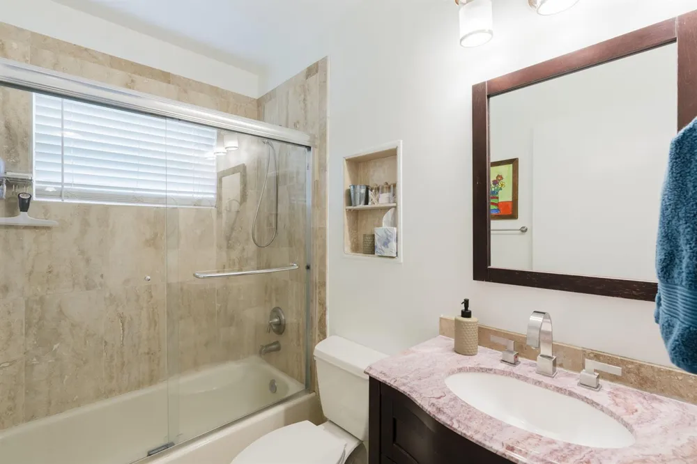 11140 LAKEAIRE CIRCLE Boca Raton, FL 33498