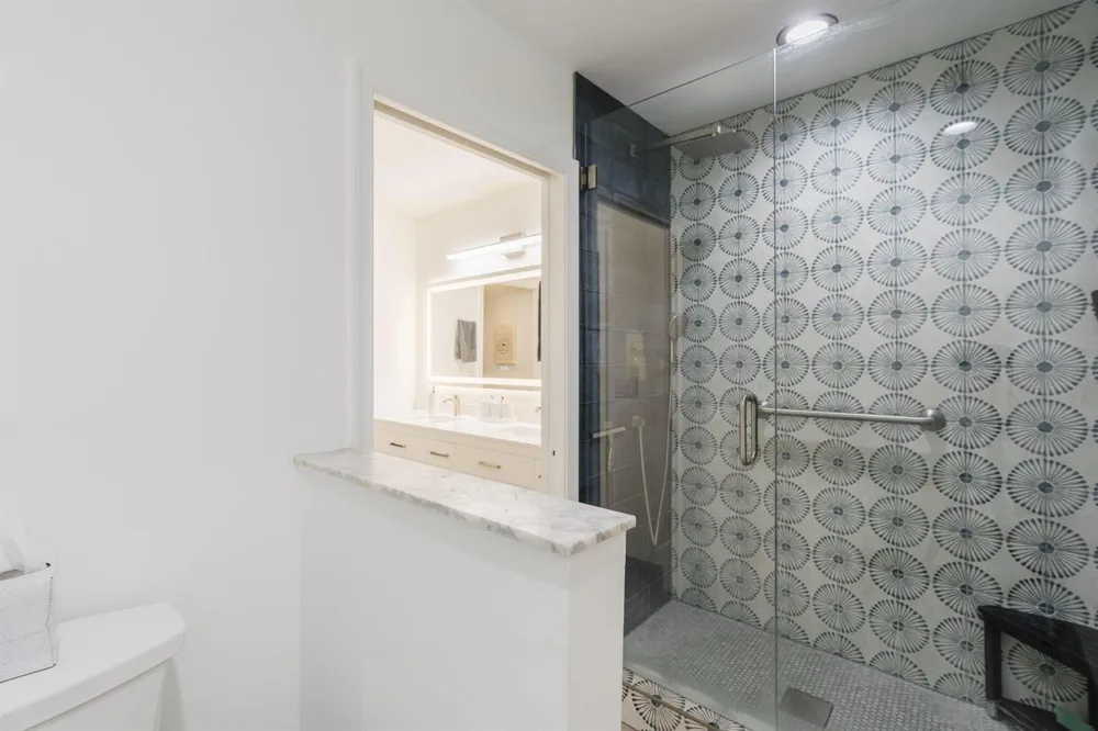 11140 LAKEAIRE CIRCLE Boca Raton, FL 33498