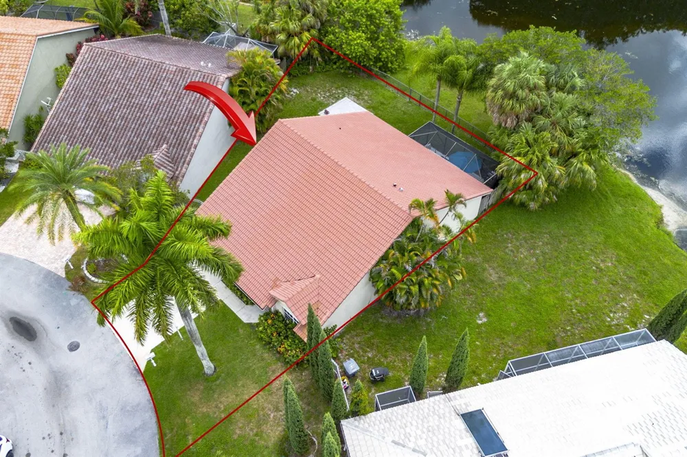 11140 LAKEAIRE CIRCLE Boca Raton, FL 33498