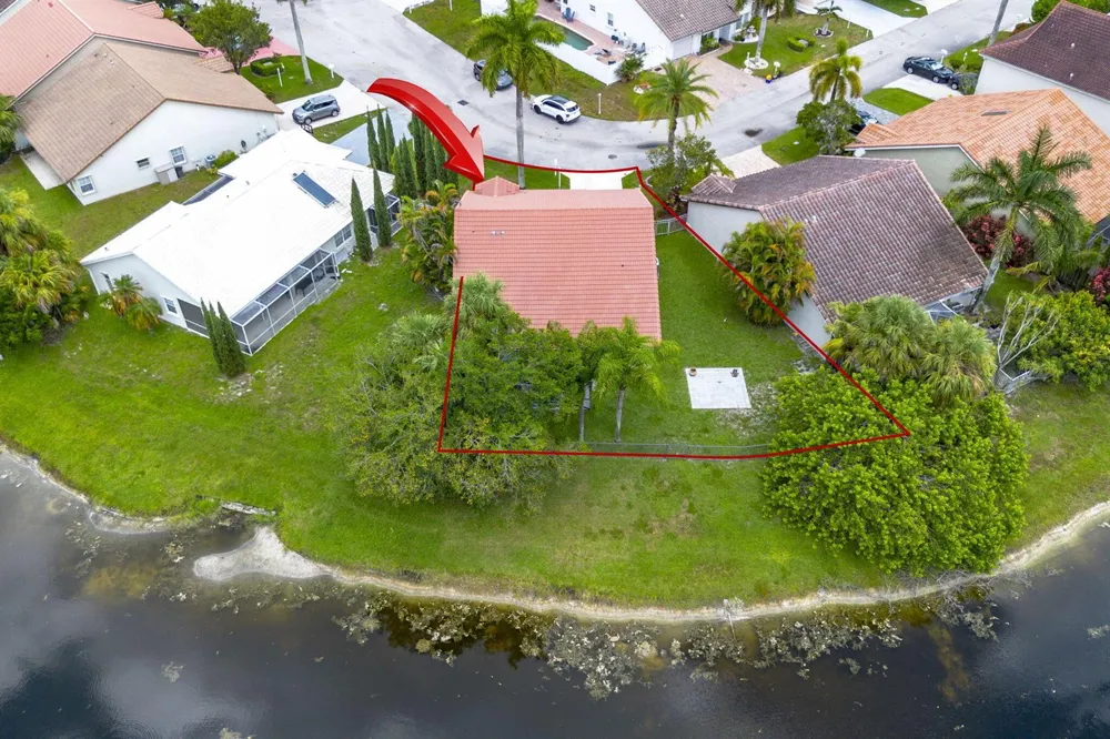 11140 LAKEAIRE CIRCLE Boca Raton, FL 33498