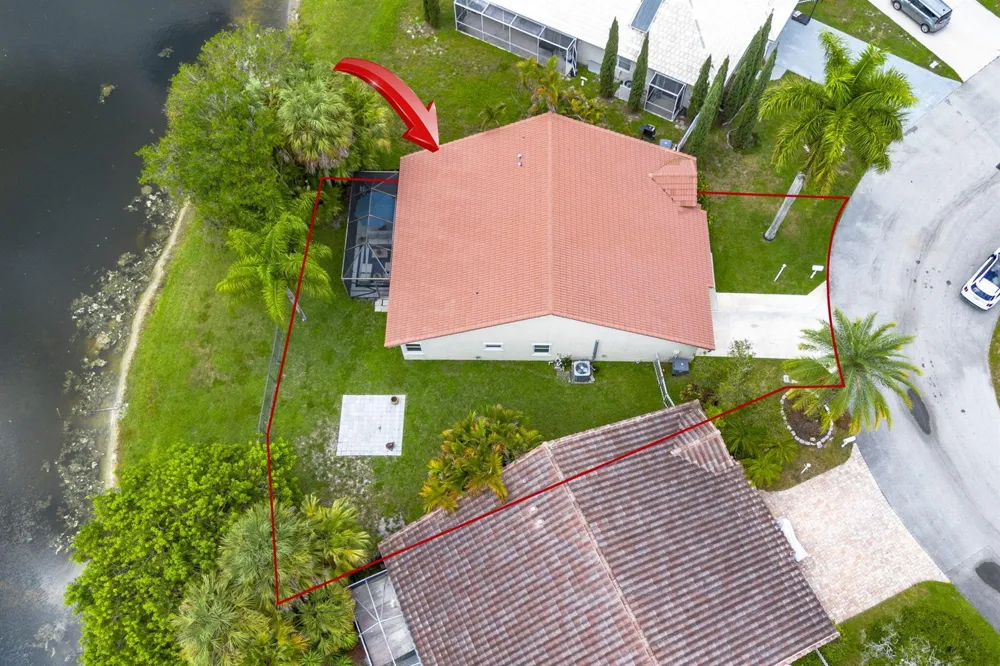 11140 LAKEAIRE CIRCLE Boca Raton, FL 33498