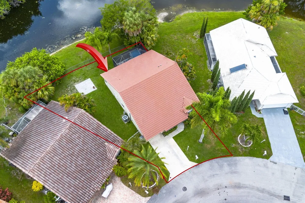 11140 LAKEAIRE CIRCLE Boca Raton, FL 33498