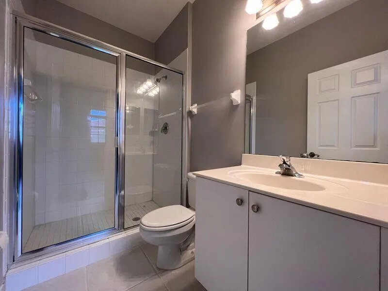 117 Lighthouse Circle #J Tequesta, FL 33469