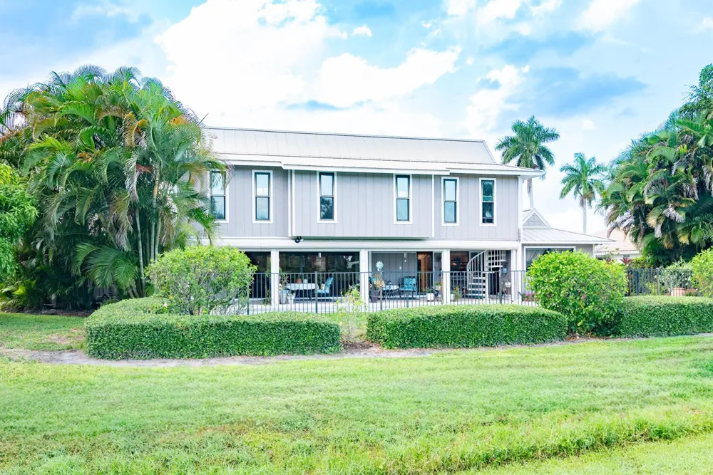 3333 SE Fairway E Stuart, FL 34997