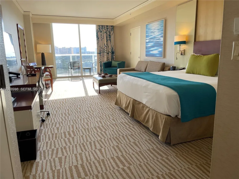 18001 Collins Ave #917 Sunny Isles Beach, FL 33160