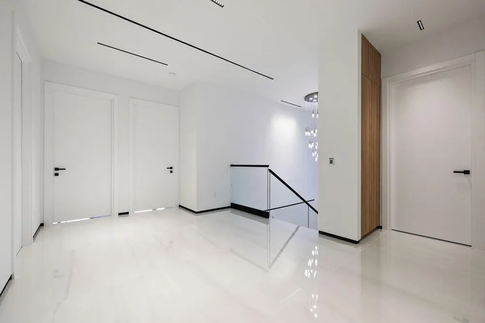 728 NE 17th Terrace Fort Lauderdale, FL 33304