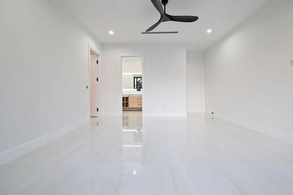 728 NE 17th Terrace Fort Lauderdale, FL 33304