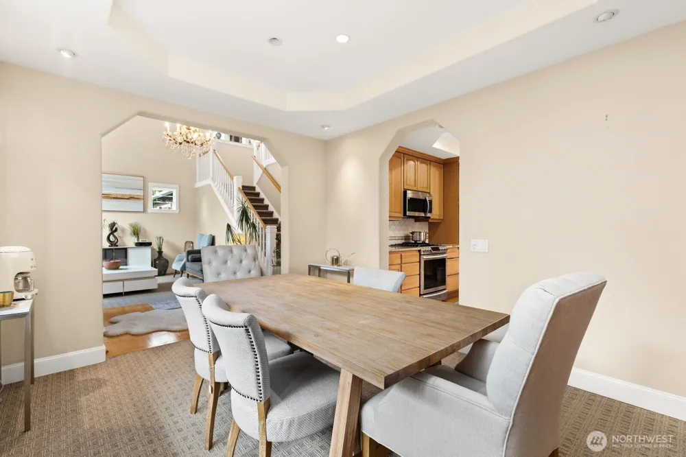 24007 76th Avenue W Edmonds, WA 98026
